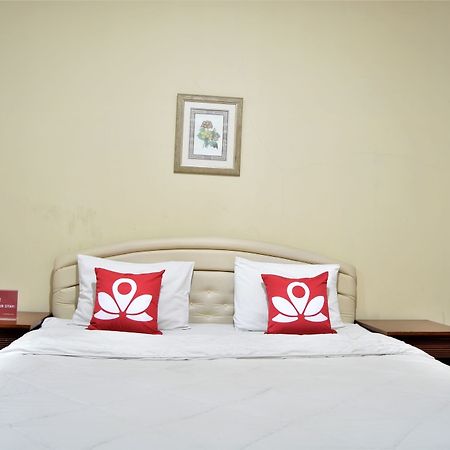 Zen Rooms Basic Cipanas Km.78 Kültér fotó
